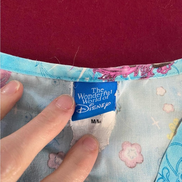 Women’s scrub top lot - Picture 7 of 9